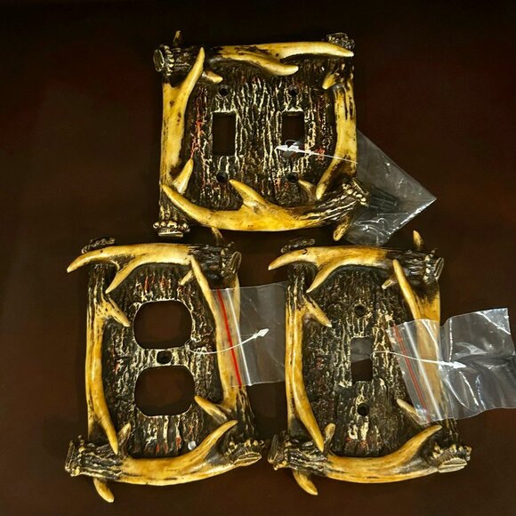 NWT Set of 3 Faux Deer Antler Light Switch Plate Covers - Picture 2 of 12